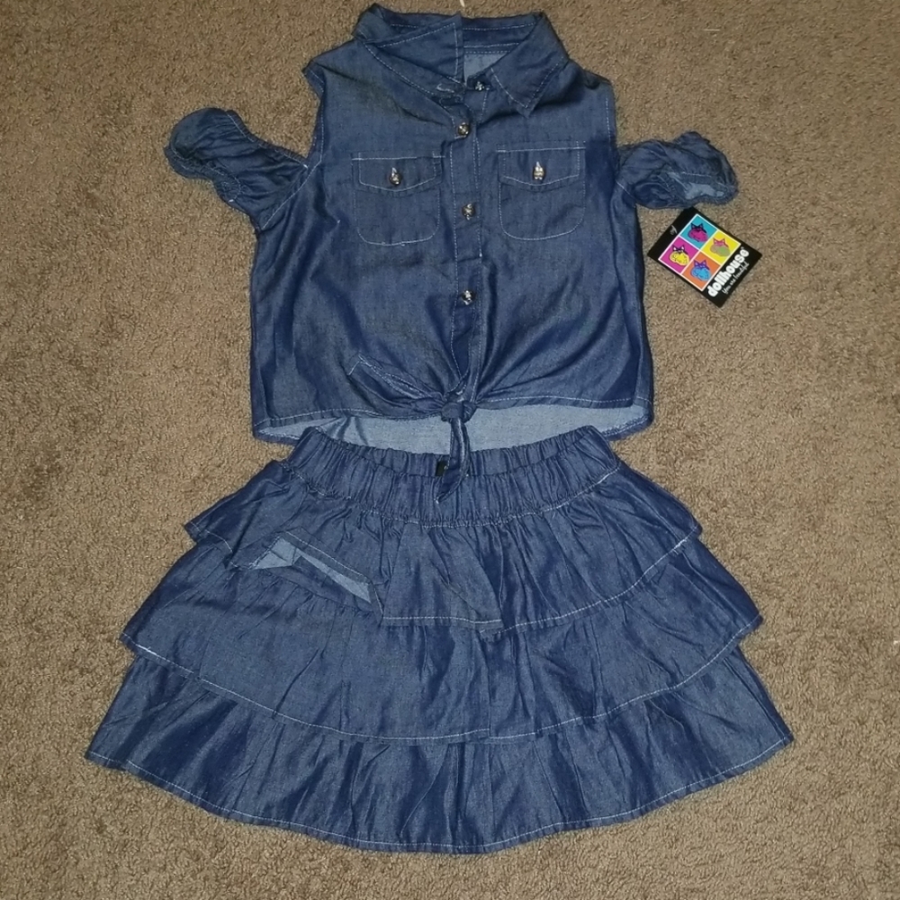 Skirt and shirt